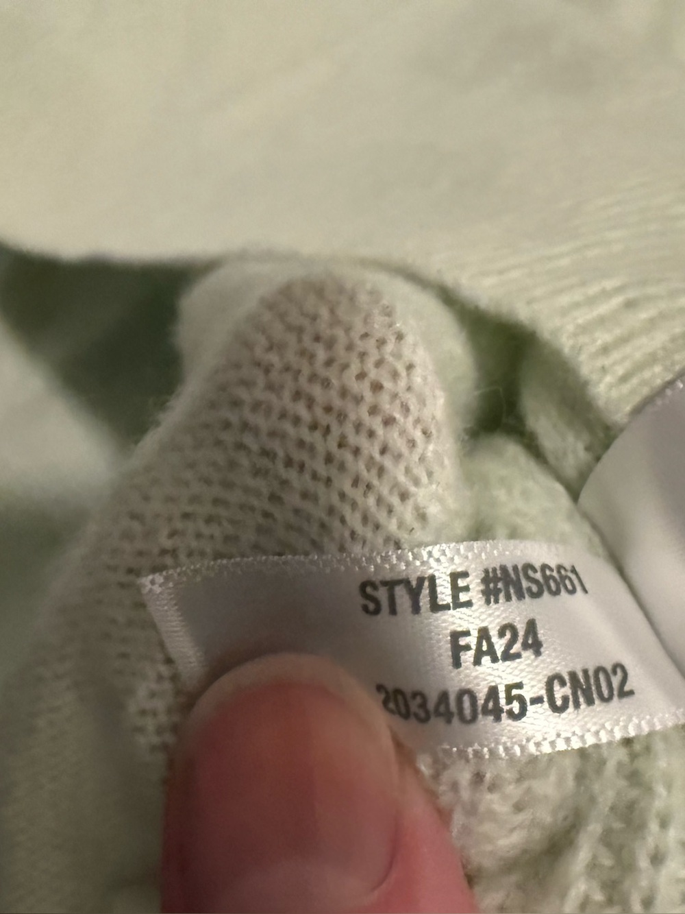 Madewell Cashmere V Neck Sweater In Pale Green Size Large - Picture 6 of 6